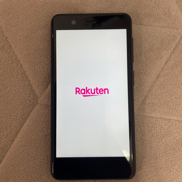 Rakuten(ラクテン)のrakuten mini black スマホ/家電/カメラのスマートフォン/携帯電話(スマートフォン本体)の商品写真