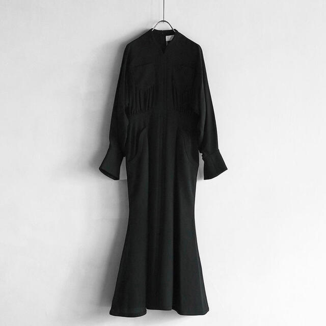 mame(マメ)のマメクロゴウチ　Wool Georgette Flare Dress black レディースのワンピース(ロングワンピース/マキシワンピース)の商品写真