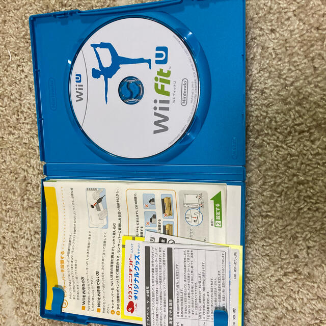 Wii U(ウィーユー)のＷi i U本体とソフトお譲り致します。 エンタメ/ホビーのゲームソフト/ゲーム機本体(家庭用ゲーム機本体)の商品写真