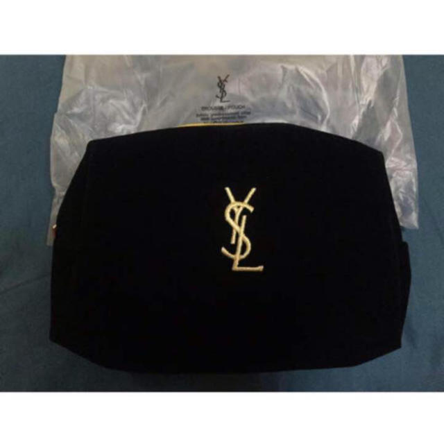 Yves Saint Laurent Beaute(イヴサンローランボーテ)の週末限定値下げ！新品！化粧ポーチ レディースのファッション小物(ポーチ)の商品写真