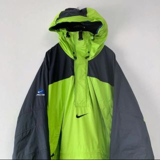 NIKE ウインドブレーカー　マウンテンパーカー　XL　エメラルドグリーン