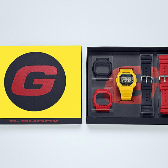 G-SHOCK(ジーショック)のG-SHOCK DWE-5600R-9JR 新品 メンズの時計(腕時計(デジタル))の商品写真