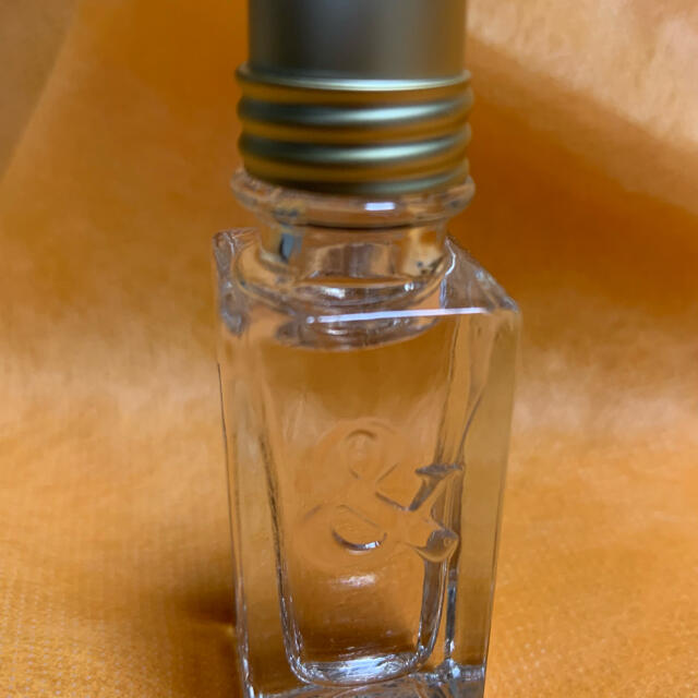 L'OCCITANE(ロクシタン)のロクシタン　オーキデ　オードトワレ　7.5ml コスメ/美容のコスメ/美容 その他(その他)の商品写真