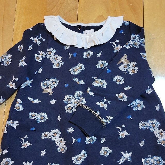 PETIT BATEAU(プチバトー)のプチバトー　プリントスウェットワンピース キッズ/ベビー/マタニティのベビー服(~85cm)(ワンピース)の商品写真