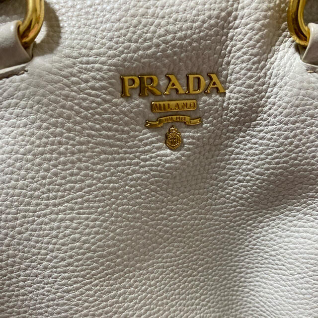 PRADA ハンドバッグ  ショルダー　レザー  オフホワイト