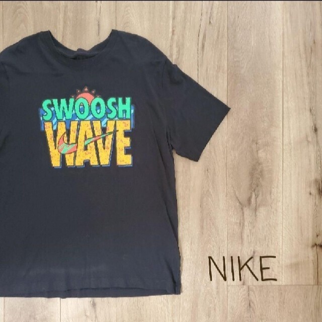 NIKE ポップグラフィック Tシャツ