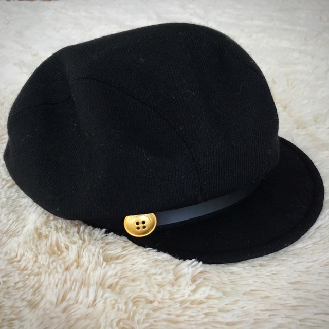 BURBERRY(バーバリー)のBLUE LAVEL♡メタルボタンキャスケット レディースの帽子(キャスケット)の商品写真
