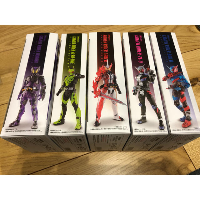 BANDAI(バンダイ)の仮面ライダー一番くじフィギュアーツ エンタメ/ホビーのフィギュア(特撮)の商品写真