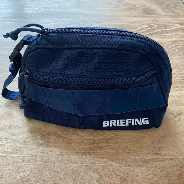 BRIEFING(ブリーフィング)の★BRIEFING★ Bシリーズ★ラウンドポーチ★ネイビー★ブリーフィング スポーツ/アウトドアのゴルフ(バッグ)の商品写真