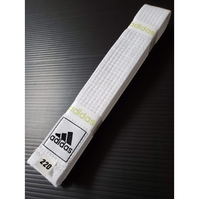 adidas(アディダス)の140cm(1号) adidas 柔道着 白帯付 上下set 棉100% 未使用 スポーツ/アウトドアのスポーツ/アウトドア その他(相撲/武道)の商品写真