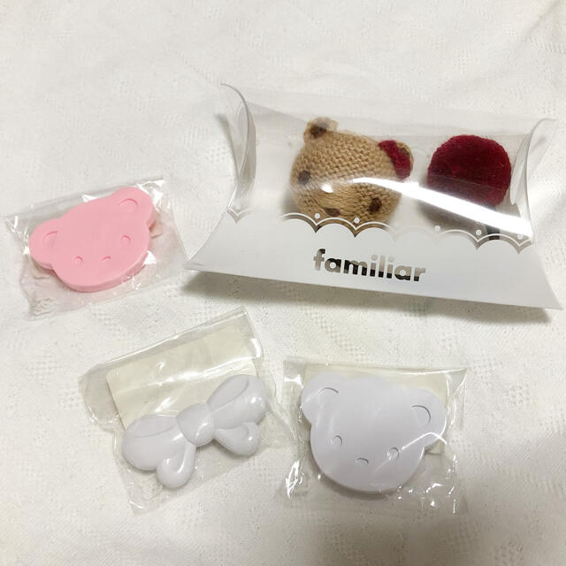 familiar(ファミリア)の新品＊ファミリア 廃盤 あみぐるみ ヘアゴム ヘアーゴム ピンクマ  ハンドメイドのキッズ/ベビー(ファッション雑貨)の商品写真