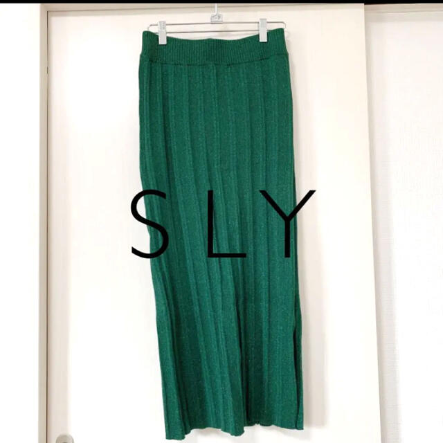 SLY(スライ)のSLY スライ　リブ　タイトスカート　ラメ レディースのスカート(ロングスカート)の商品写真