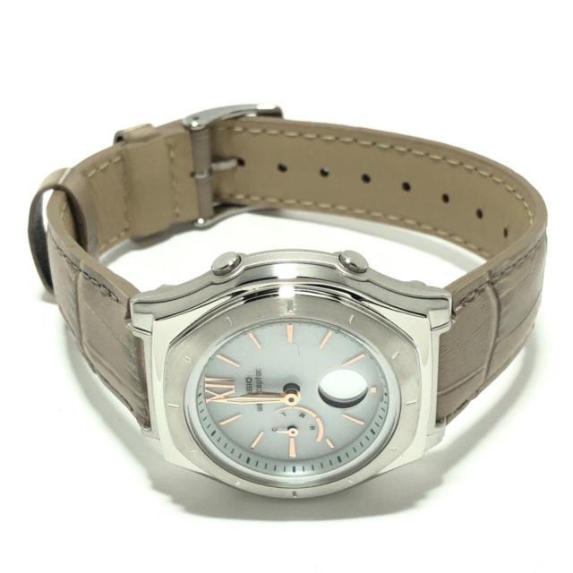 カシオ 腕時計美品  LWA-M160 レディース