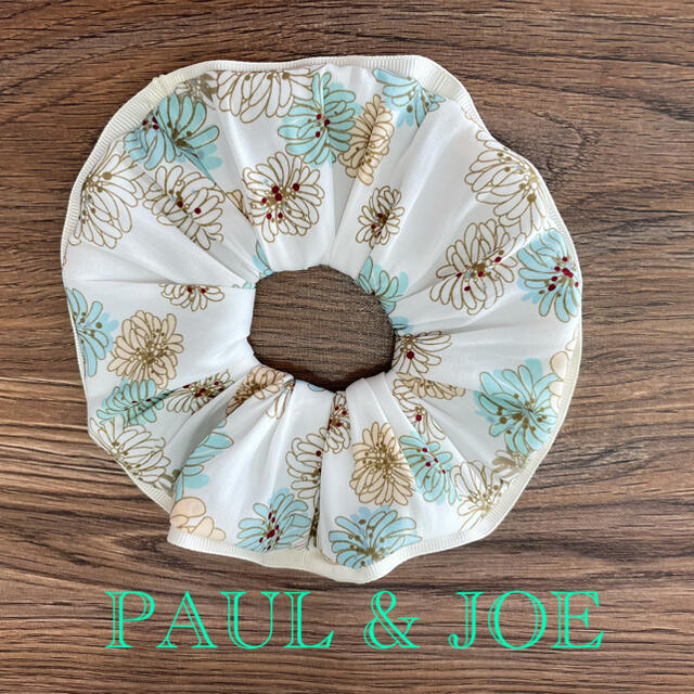 PAUL & JOE(ポールアンドジョー)のシュシュ　PAUL & JOE ハンドメイド　Ⅵ ハンドメイドのアクセサリー(ヘアアクセサリー)の商品写真