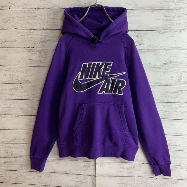 大人気2022 NIKE 立体ビッグロゴ刺繍入りパーカー 入手困難の通販 by used_clothing_shop|ナイキならラクマ - ナイキ 超激得人気