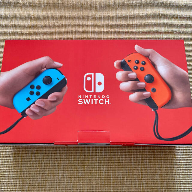 Nintendo Switch ニンテンドー スイッチ 本体　液晶保護フィルム付