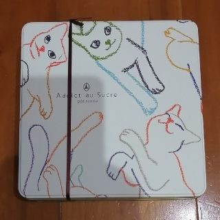 アディクトオシュクル　レシャ　アン　パステル　猫デザインのクッキー缶(菓子/デザート)