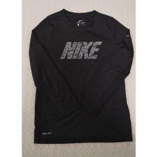 ナイキ(NIKE)のNIKE ロングTシャツ 黒(Tシャツ/カットソー)