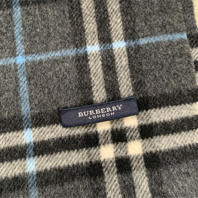 BURBERRY(バーバリー)のさっちゃん様専用　バーバリー　大判ストール  レディースのファッション小物(ストール/パシュミナ)の商品写真