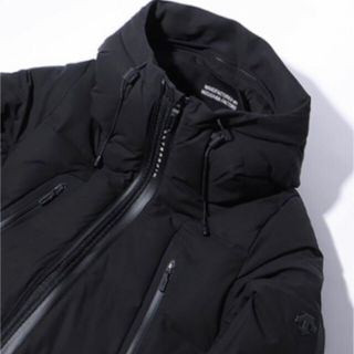 デサント(DESCENTE)のデサント オルテライン マウンテニア 黒 Mサイズ(ダウンジャケット)