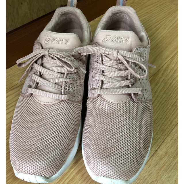 asics(アシックス)の【値下げ！】アシックス　ウォーキングシューズ　23.5 レディースの靴/シューズ(スニーカー)の商品写真