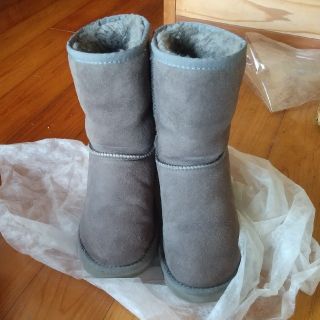 アグ(UGG)の☆様専用  季節到来！値下げ中UGG  ムートンブーツ(ブーツ)