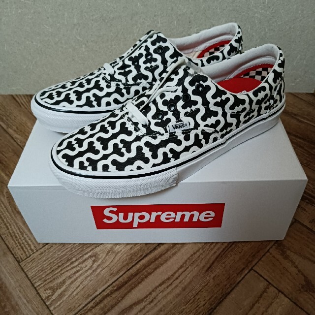 SUPREME × VANS MONOGRAM S LOGO SKATE ERA