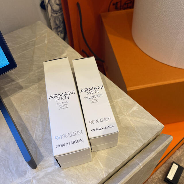 Armani(アルマーニ)のARMANI MEN toner the moisturiser化粧水、乳液2点 コスメ/美容のスキンケア/基礎化粧品(化粧水/ローション)の商品写真