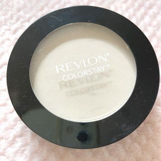 レブロン(REVLON)のレブロン　カラーステイ　プレストパウダーN  880  フィニッシングパウダー(フェイスパウダー)