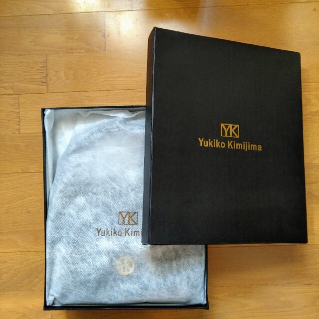ユキコキミジマ フォーマルバッグ レディースのバッグ(ハンドバッグ)の商品写真