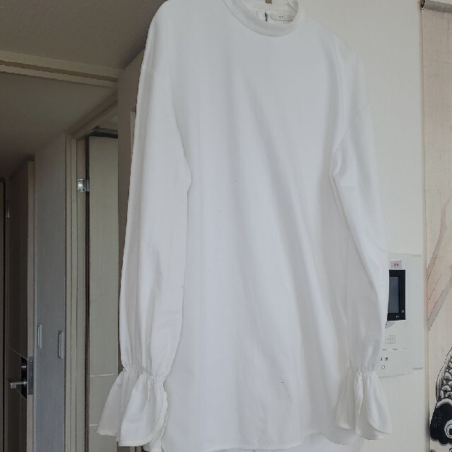 Drawer(ドゥロワー)のyori 完売 フリルシャツ ブラウス  レディースのトップス(シャツ/ブラウス(長袖/七分))の商品写真