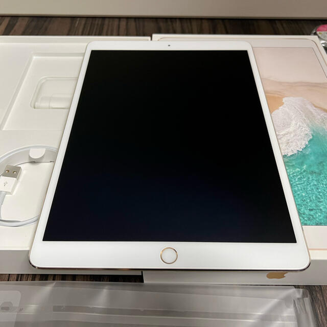 秋田市 美品 iPad Pro 10.5 64GB WiFi ゴールド 本体 120Hz