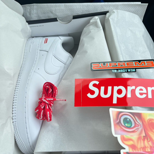 Supreme(シュプリーム)の☆Supreme✖️NIKE エアフォース1☆White☆29cm☆ メンズの靴/シューズ(スニーカー)の商品写真