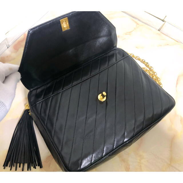 CHANEL(シャネル)の専用 美品！ヴィンテージ シャネル バイアスステッチ チェーン ショルダー レディースのバッグ(ショルダーバッグ)の商品写真