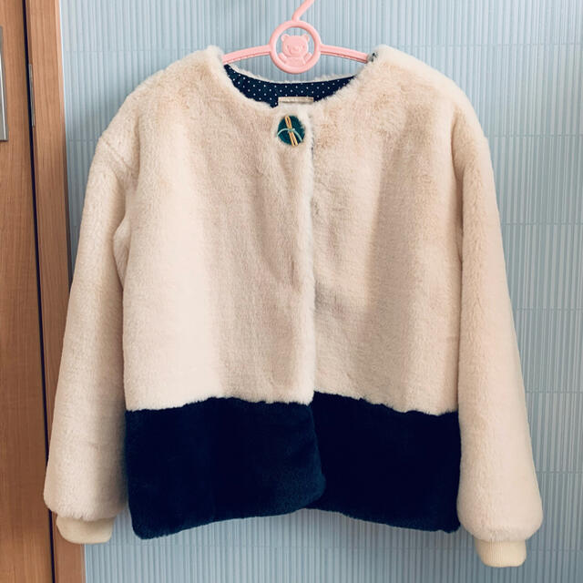 KP(ニットプランナー)の値下げ　trois lapins kp ふわふわ　ジャケット　150 キッズ/ベビー/マタニティのキッズ服女の子用(90cm~)(ジャケット/上着)の商品写真