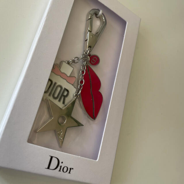 Dior(ディオール)のディオール　ノベルティ　キーホルダー レディースのファッション小物(キーホルダー)の商品写真