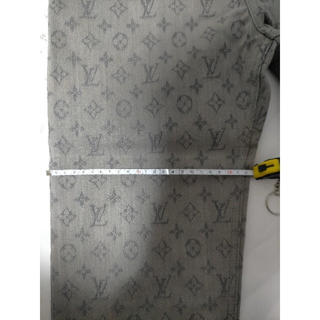 LOUIS VUITTON(ルイヴィトン)のルイヴィトン　モノグラムデニムパンツ　1A8FI0　サイズ30 メンズのパンツ(デニム/ジーンズ)の商品写真