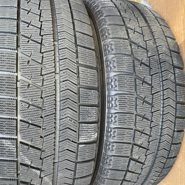 BRIDGESTONE(ブリヂストン)のスタッドレス ブリヂストン VRX 215 60 16 ホイール付き4本セット 自動車/バイクの自動車(タイヤ・ホイールセット)の商品写真