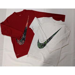 ナイキ(NIKE)のNIKE 長袖Tシャツ(Tシャツ/カットソー)