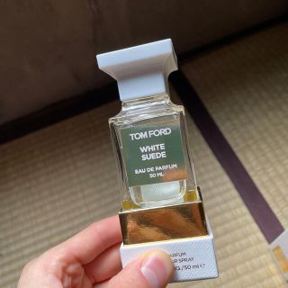 トムフォード(TOM FORD)のトムフォード　ホワイトスエード　香水(ユニセックス)