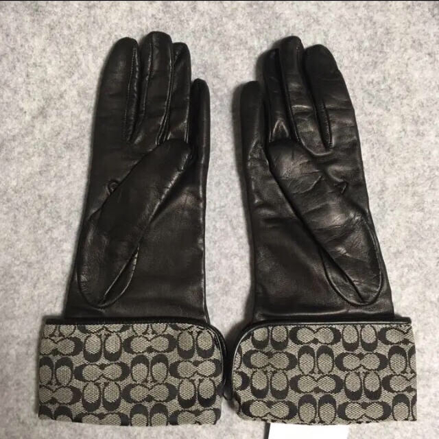 【新品・未使用】COACH コーチ 本革グローブ（手袋）黒