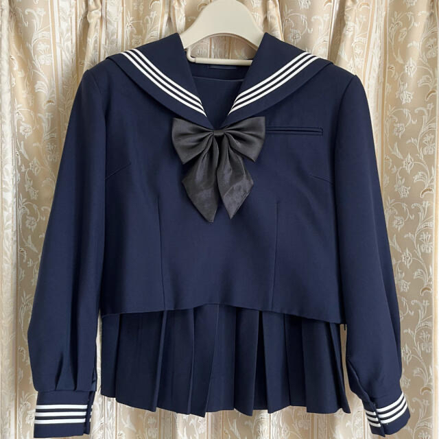 送料込み】セーラー服/本物/黒リボン付 驚きの価格 10720円