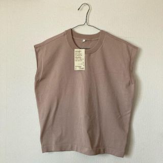 ムジルシリョウヒン(MUJI (無印良品))の【未使用】無印良品　ＵＶカット強撚スリーブレスニットＴシャツ〈ベージュ〉Ｓ(Tシャツ(半袖/袖なし))