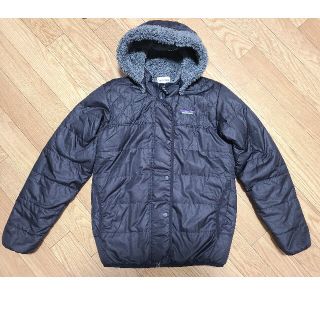 パタゴニア(patagonia)のpatagonia　キッズ　GIRLS　リバーシブル　DREAM　フーディ　黒(ジャケット/上着)