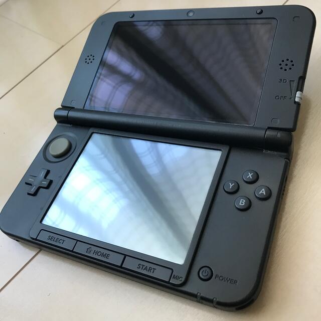 ニンテンドー3DS(ニンテンドー3DS)の任天堂3DSLL 本体 充電器 東芝製4GBメモリカード ＋ ドラゴンクエストⅪ エンタメ/ホビーのゲームソフト/ゲーム機本体(携帯用ゲーム機本体)の商品写真