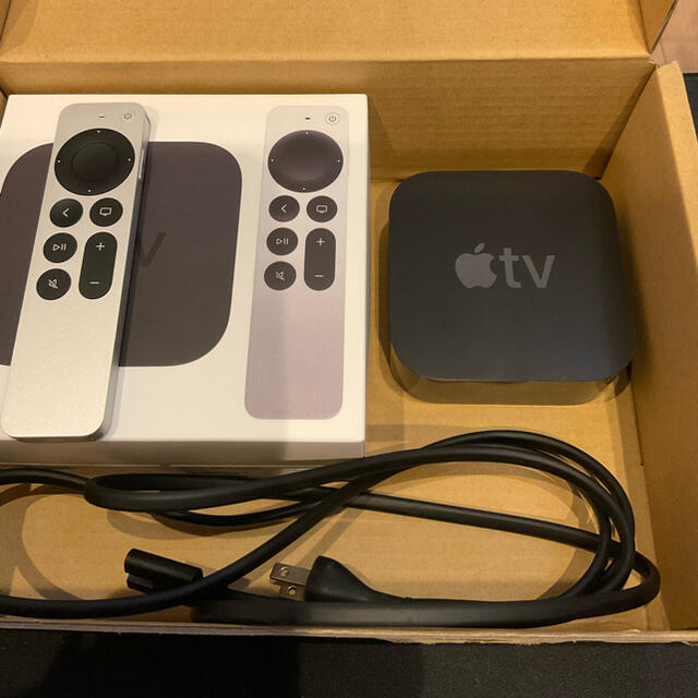 Apple(アップル)のApple TV 4K 64GB （第2世代） / MXH02J/A スマホ/家電/カメラのテレビ/映像機器(その他)の商品写真