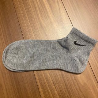 ナイキ(NIKE)のナイキ ソックス グレー  24cm～26cm(その他)