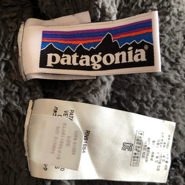 patagonia(パタゴニア)のパタゴニア　フリース　パーカー キッズ/ベビー/マタニティのベビー服(~85cm)(ジャケット/コート)の商品写真