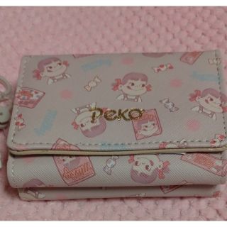 フジヤ(不二家)のペコちゃん 三つ折り財布 ミルキー柄 コンパクトウォレット がま口財布 新品！！(財布)