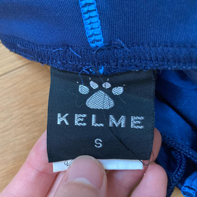 KELME アンダーシャツ スポーツ/アウトドアのサッカー/フットサル(ウェア)の商品写真